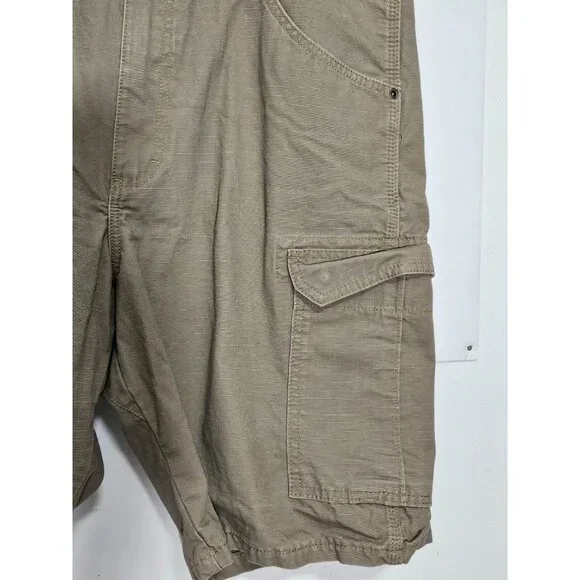 Wrangler mens' heave duty 8 pocket cargo workman khaki zip up shorts size 38 - Picture 3 of 9